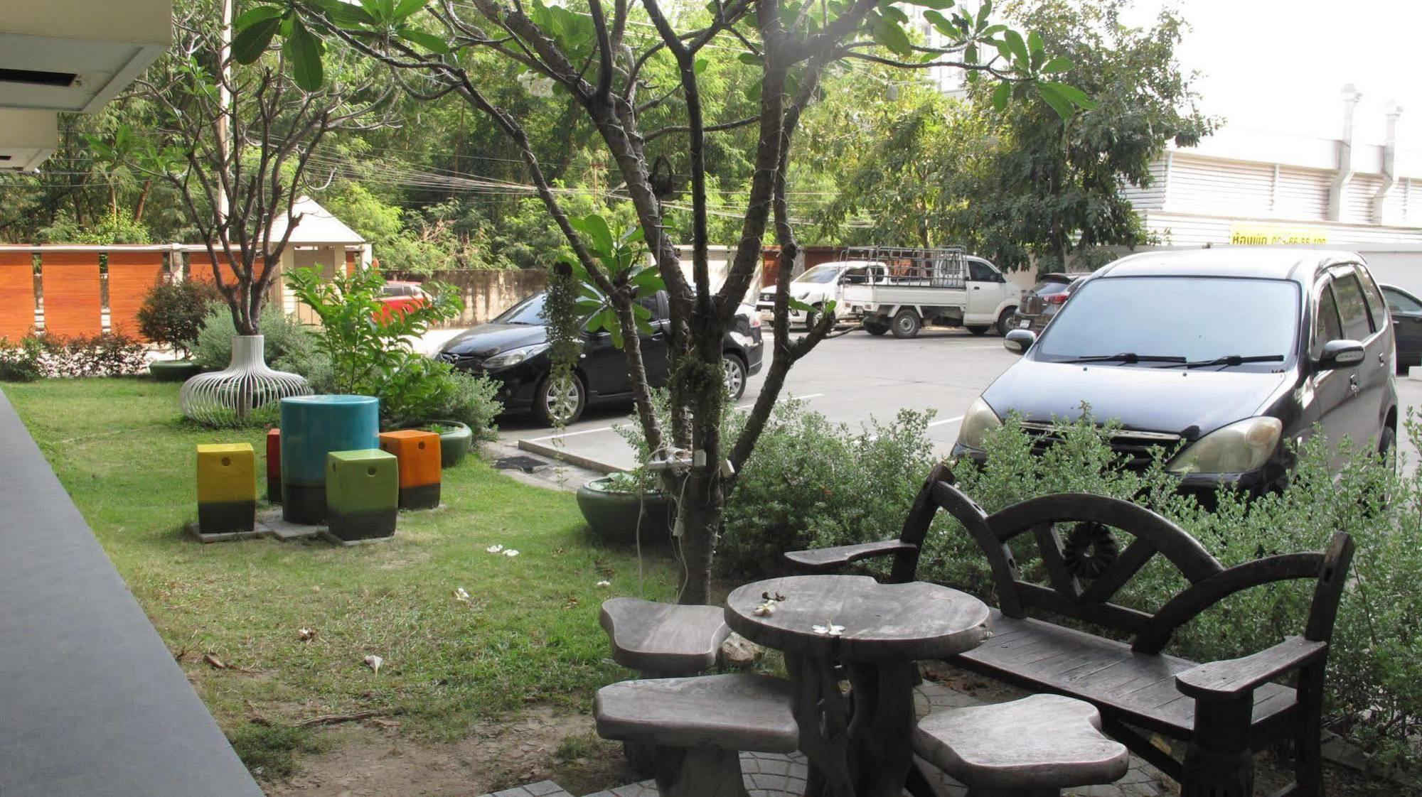U431 Chaengwattana Hotell Nonthaburi Exteriör bild
